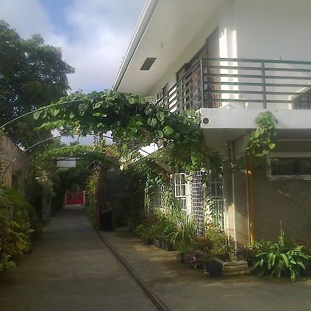 Charm Guest House Puerto Princesa Exteriör bild